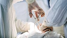Свердловские хирурги удалили ребенку двухкилограммовую опухоль