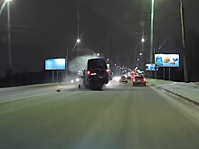 Вылетел на встречку и погиб: появилось видео момента смертельного ДТП в Омске