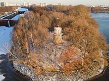 Моря нет, а маяк есть: какие загадочные портовые башни можно найти в столице и Подмосковье