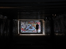 В Волжском вандалы нанесли граффити на дом по проспекту Ленина