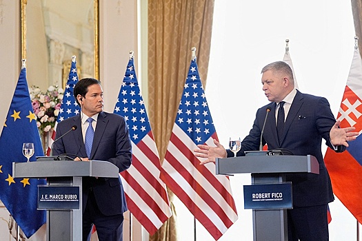Рубио отправился с визитом в Словакию и Венгрию