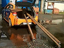 Клиента каршеринга накажут за ржавые трубы