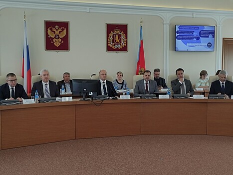 Владимирские областные парламентарии заслушали отчет Счетной палаты