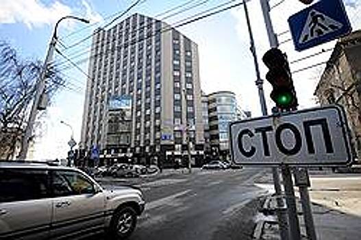 «Строитель» попал под кирпич