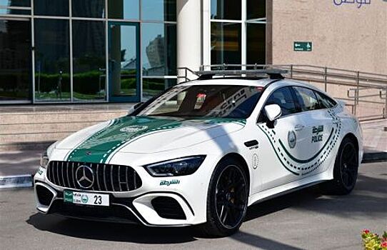 Автопарк полиции Дубая пополнил суперкар Mercedes-AMG