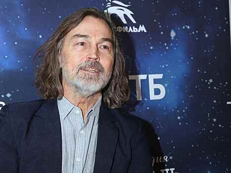 Никас Сафронов честно объяснил мотивы отъезда из России