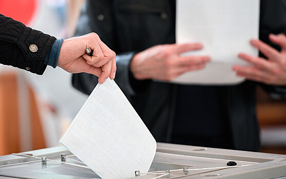 В Курске открылись первые избирательные участки