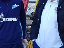Черчесов, Семак и Тимощук посетили матч «Рубин» — «Кайрат»