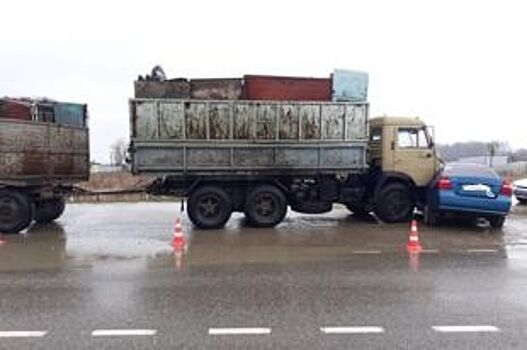 В Славянском районе в ДТП с КамАЗом погиб 32-летний водитель легковушки