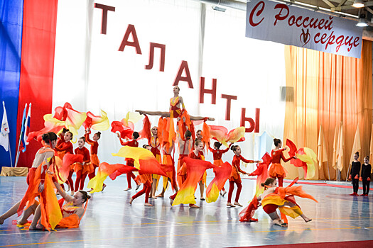 Более 400 исполнителей на фестивале в Богородске поддержали акцию «За Россию!»