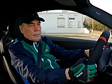 Гурбангулы Бердымухамедов прокатился на новом спорткаре для МВД