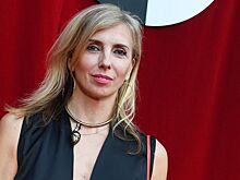 55-летняя Светлана Бондарчук поделилась видео в леопардовом бикини