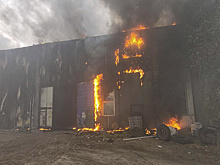 В Нижневартовском районе полностью ликвидировали пожар в гаражном боксе