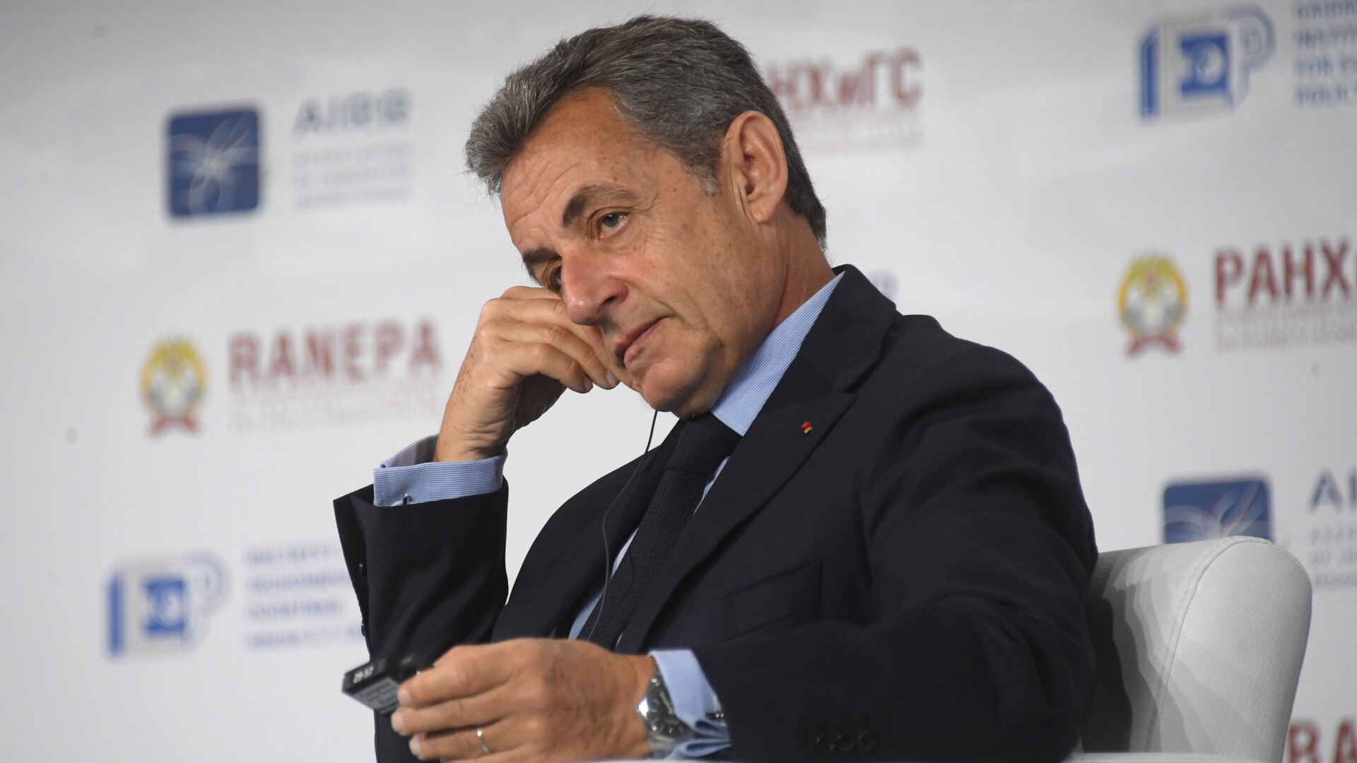 Суд признал Саркози виновным в соучастии в преступном сообществе