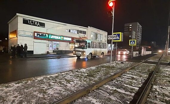 В Набережных Челнах автобус сбил подростка