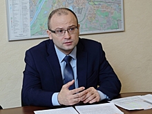 СМИ: Следователи предъявили обвинение главе омского минимущества Евгению Козлову