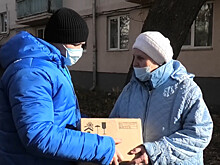 Волонтеры в Уфе помогают пенсионерам переждать новую волну коронавируса