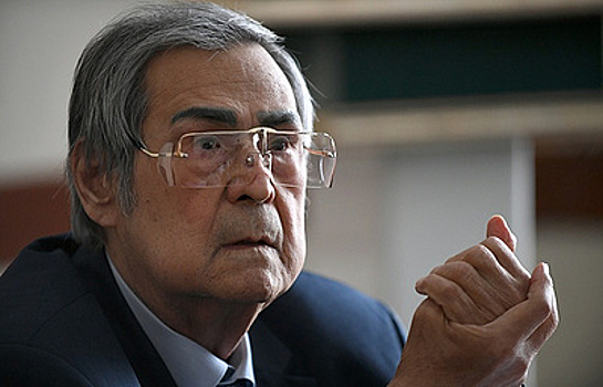 Аман Тулеев возглавил парламент Кузбасса