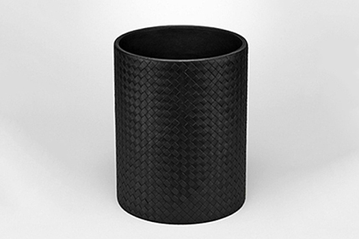 Итальянский бренд создал мусорное ведро за $1 тыс.