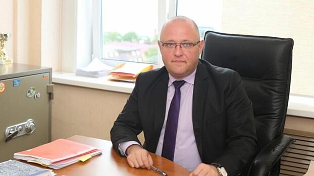 Главу жилинспекции Приморья задержали при получении взятки