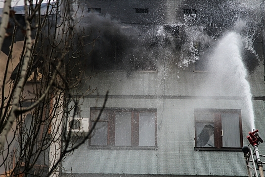В Камышине в жилой пятиэтажке горела квартира