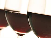 Эксперты говорят о пользе красного вина для зубов
