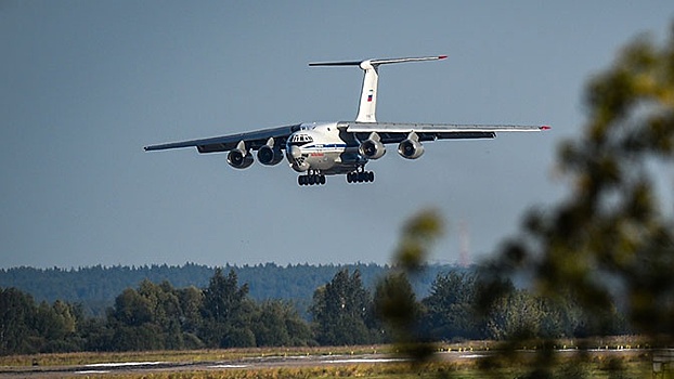 Десятки Ил-76 перебазировали на оперативные аэродромы