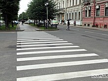Названа причина открытия для всех парковки у посольства США в Москве