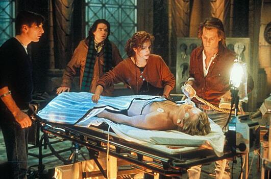 Врачи впервые оживили замороженного человека