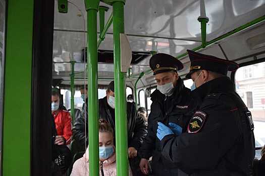 В воронежском транспорте продолжаются масочные рейды