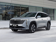 Переднеприводный Geely Atlas вернулся в Россию с новым мотором