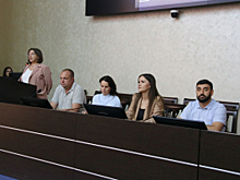 В Ставрополе полицейские и председатель Общественного совета при краевом главке провели профилактическую беседу со студентами-медиками