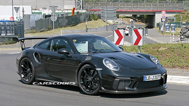 Porsche готовит к выходу очередной экстремальный суперкар