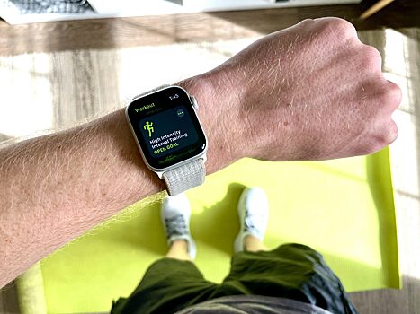 Инсайдер: носимый глюкометр от Apple выйдет не раньше 2027 года