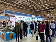 Выставка Non/fiction° 27 открыта: стенд БОМБОРЫ работает