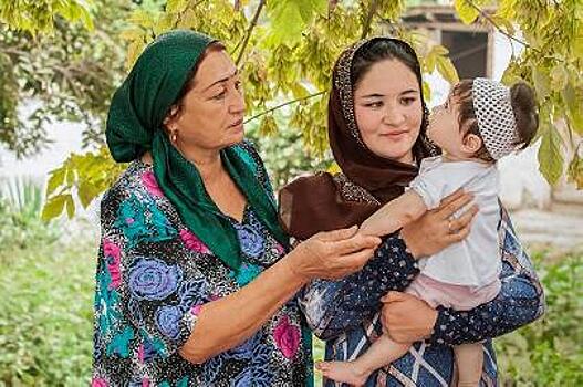 В Таджикистане отмечают День матери