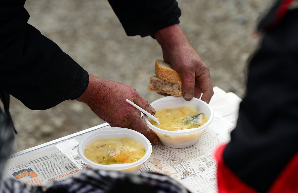В Йошкар-Оле для бездомных каждый день готовят бесплатные горячие обеды