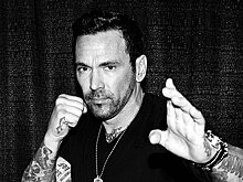 Звезда «Могучих рейнджеров» покончил с собой