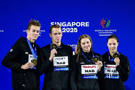 Как российские пловцы выиграли эстафету на ЧМ-2025 в Сингапуре: детали, которые не показали по ТВ, слёзы, отравление перед стартом