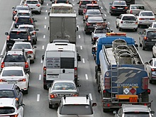 Срок действия водительских прав продлят автоматически