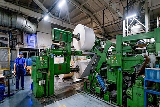 Свыше 700 компаний в Москве специализируются на выпуске бумажной и картонной продукции