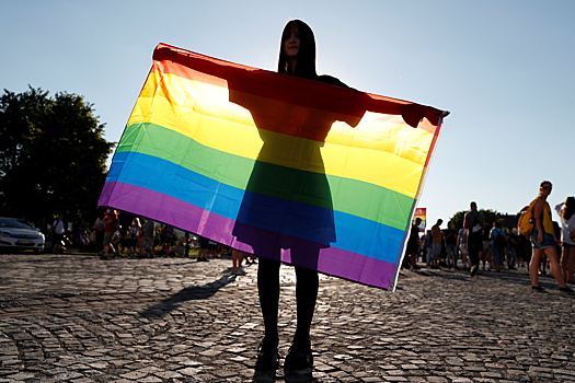 Латвия проведет гей-парад в день ВДВ