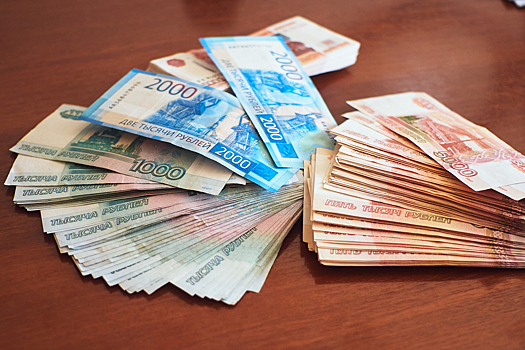 Кемеровчанка лишилась 2,5 млн рублей после телефонного звонка