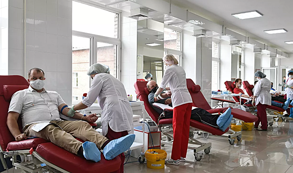 В Москве донорскую кровь с антителами оценили в 90 млн рублей