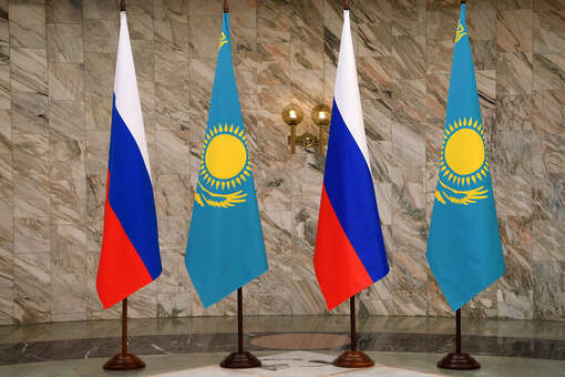 РБК: из России в Казахстан в марте перевели на 170% больше тенге, чем год назад