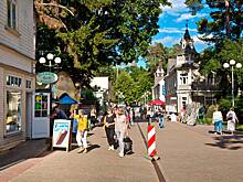 «Русские — в почете». Тревел-блогер рассказал о европейском курорте