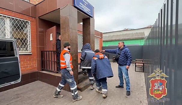 На складе в Мытищах выявили 13 нелегальных мигрантов