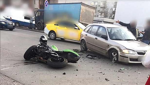 Мотоциклист скончался после аварии в Калининграде