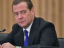 Производители и продавцы пожаловались Медведеву из-за маркировки продуктов