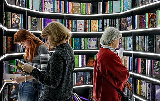 12 неочевидных книг, представленных на ярмарке "non/fictioNвесна"